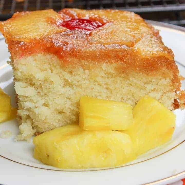 Vegan Pineapple Upside Down Cake - Veg'n'Bake