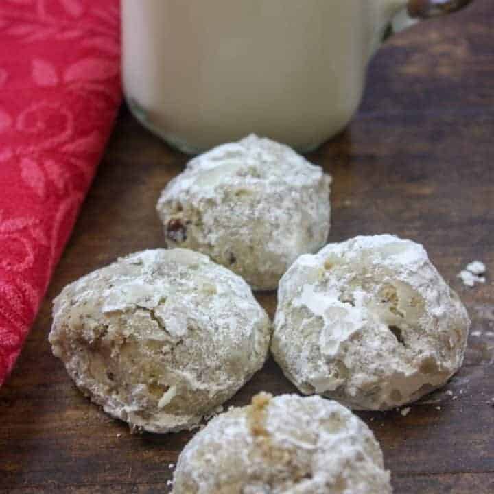 How To Make Mexican Wedding Cookies - Back To My Southern Roots