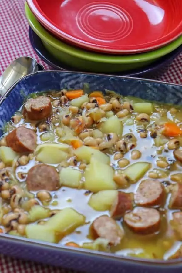 Southern Slow Cooker Black-Eyed Peas - Southern Bite