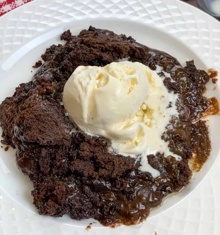 Chocolate Cake Batter Distribution Scoop Can Push Labor-saving