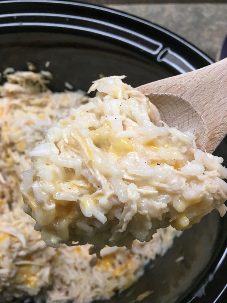 https://www.backtomysouthernroots.com/wp-content/uploads/2020/01/Easy-chicken-and-rice-casserole-Crock-Pot-768x1024.jpg