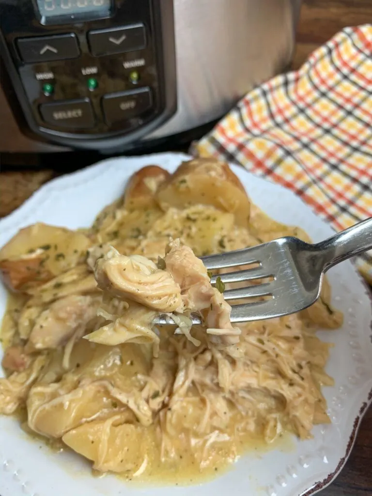 Crockpot Ranch Chicken Dinner Recipe - Moms with Crockpots