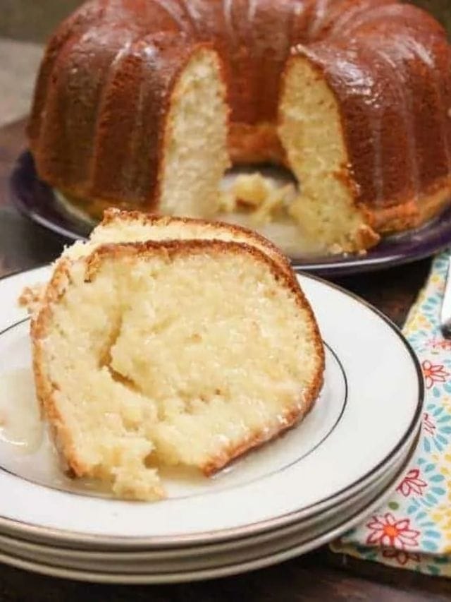 Cream Cheese Pound Cake Web Story - Back To My Southern Roots