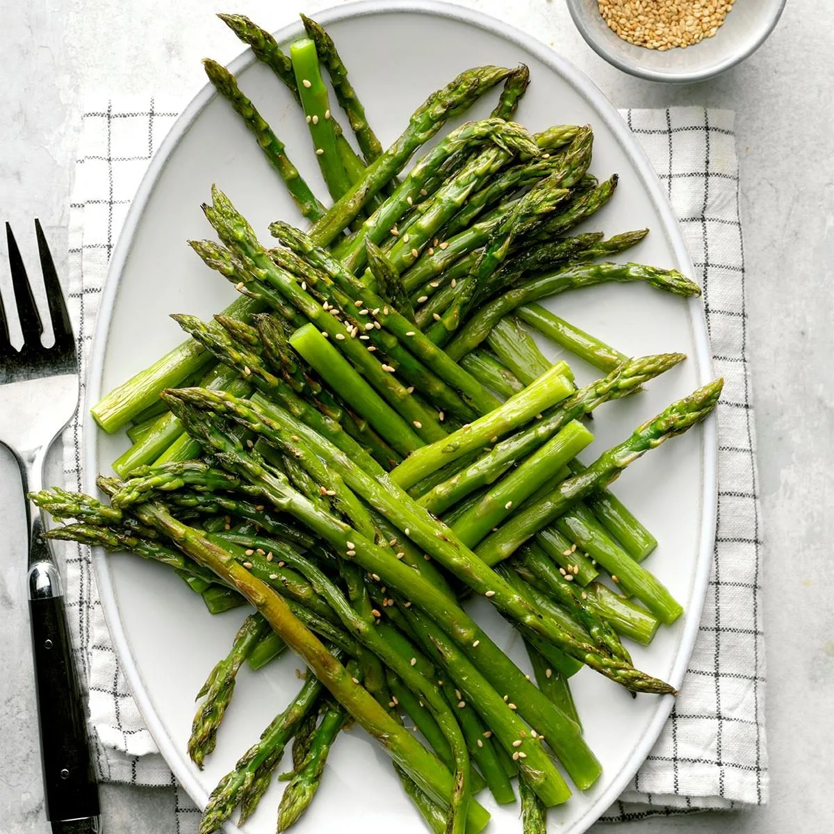 What To Serve With Baked Pesto Chicken: 25 Delicious Side Dish Recipes ...