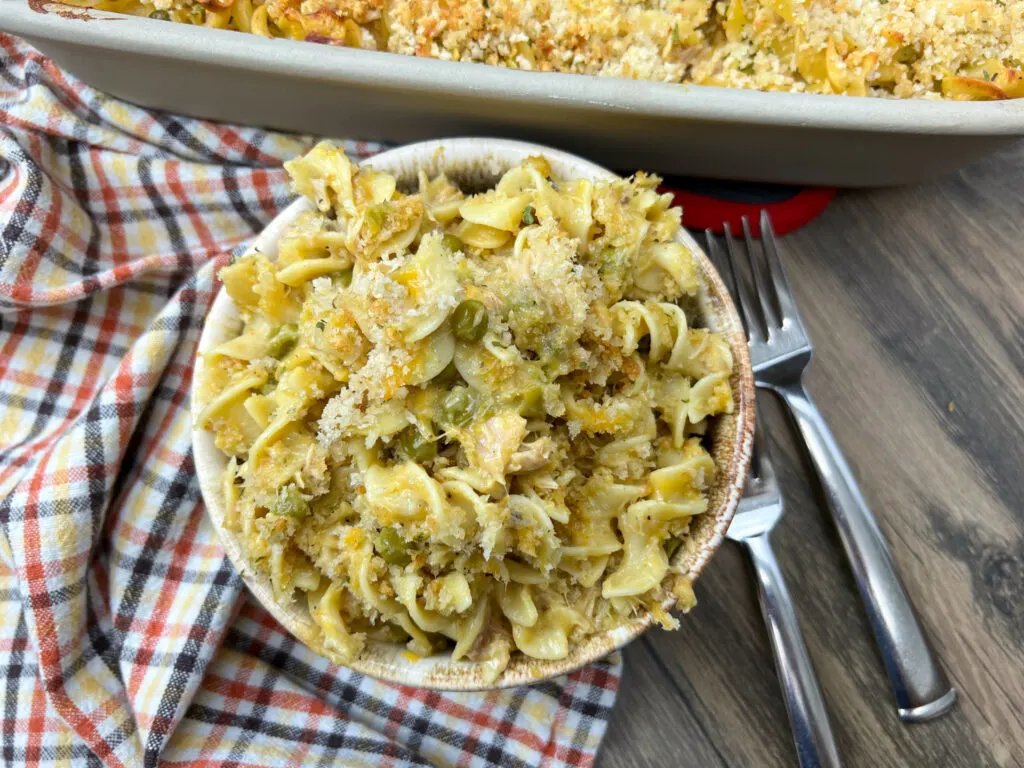 Easy Crockpot Tuna Noodle Casserole with Egg Noodles