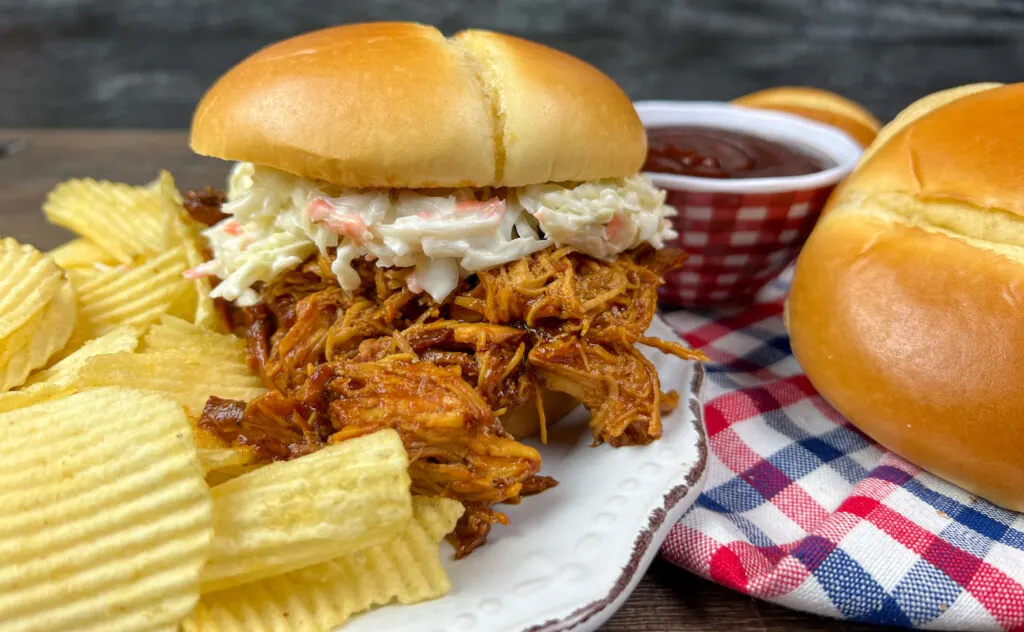 Slow cooker BBQ chilli maple shredded chicken burgers (and a