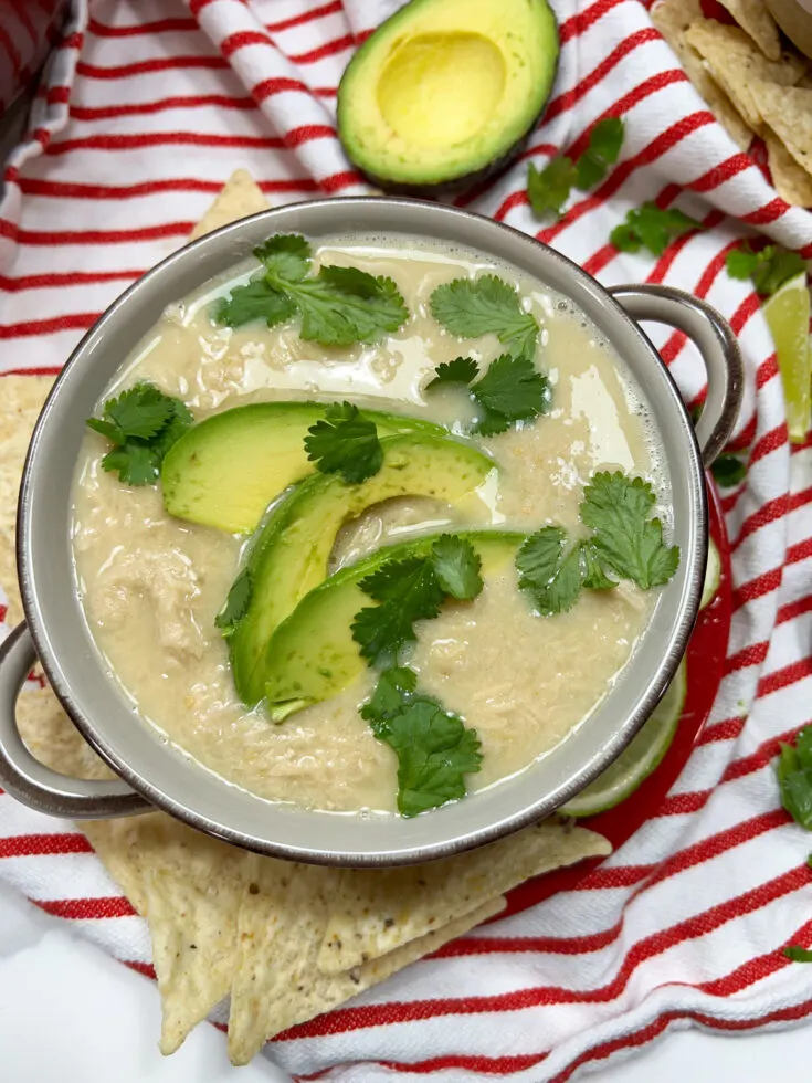 5-Ingredient White Chicken Chili - Back To My Southern Roots