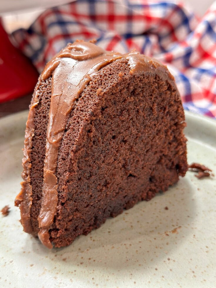 Easy Old Fashioned Chocolate Pound Cake Recipe - Back To My Southern Roots