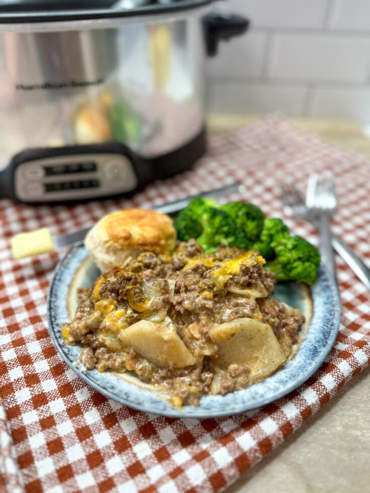 The Best Crock Pot Ground Beef And Potato Casserole Back To My Southern Roots 0412