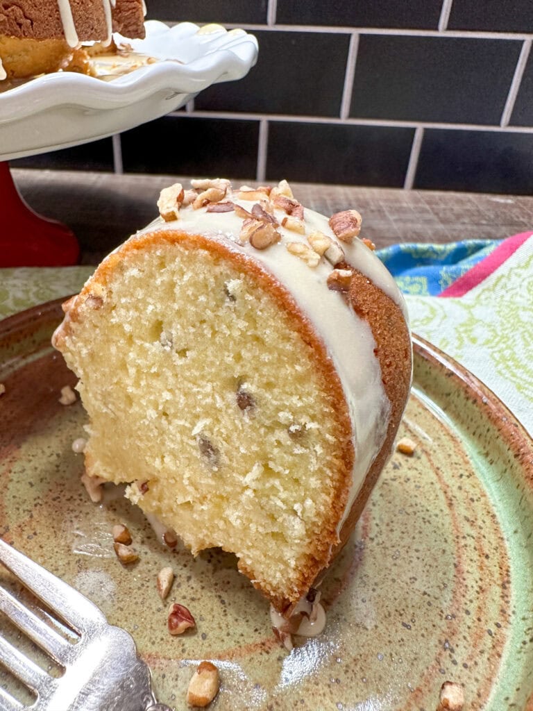 https://www.backtomysouthernroots.com/wp-content/uploads/2023/06/slice-butter-pecan-pound-cake-2-768x1024.jpg