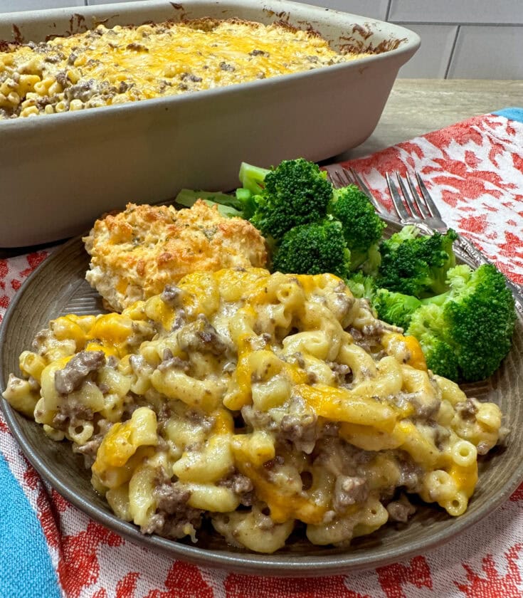 Hamburger Mac And Cheese Casserole - Back To My Southern Roots