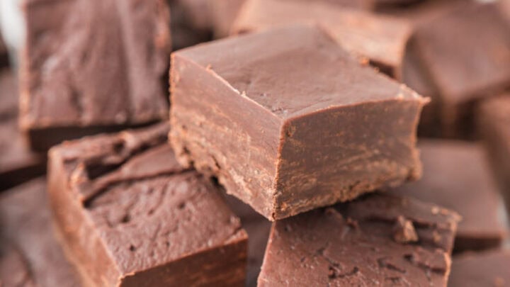 Easy Fudge Recipe (NO FAIL) Only 3 Ingredients!