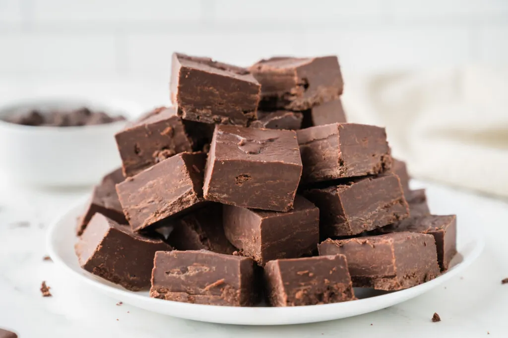 Easy Fudge Recipe (NO FAIL) Only 3 Ingredients!